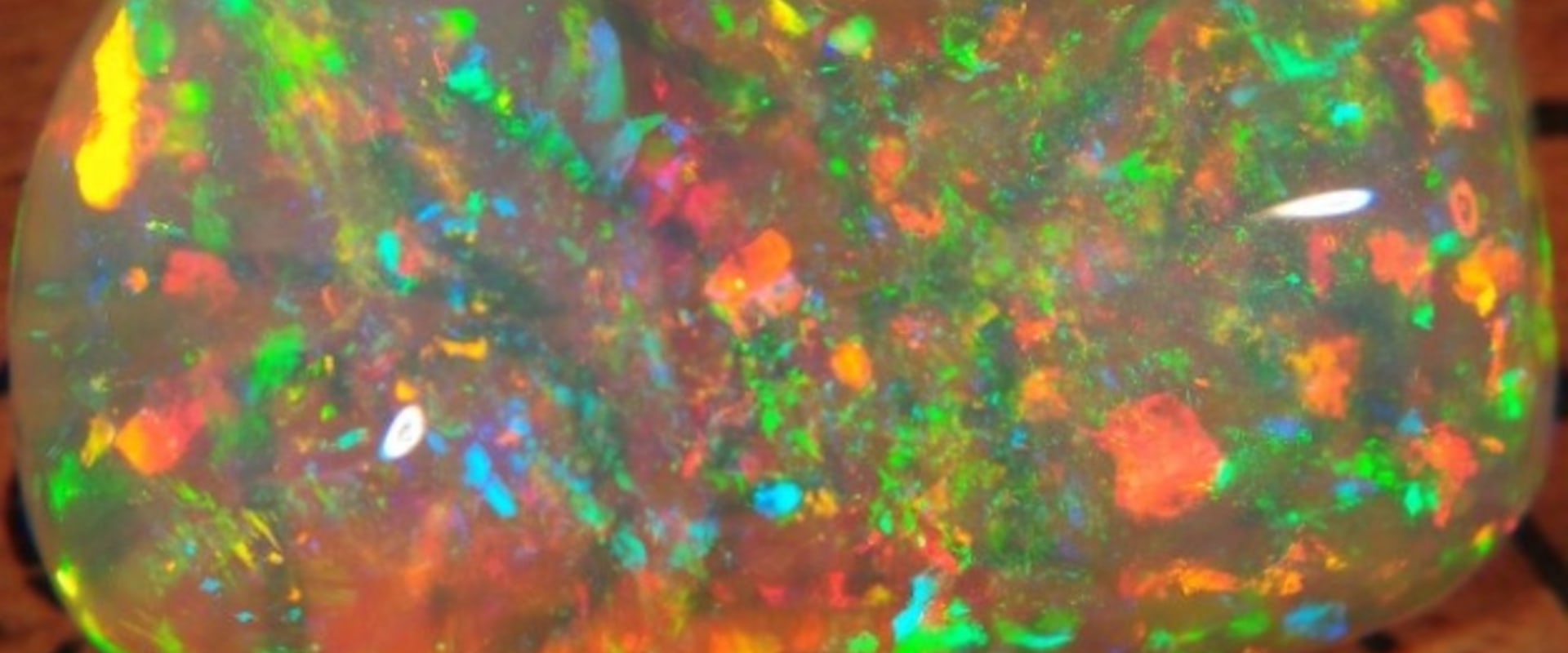 Why opal is mineral?